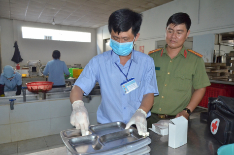 Kiên Giang triển khai nhiều giải pháp phòng, chống ngộ độc thực phẩm