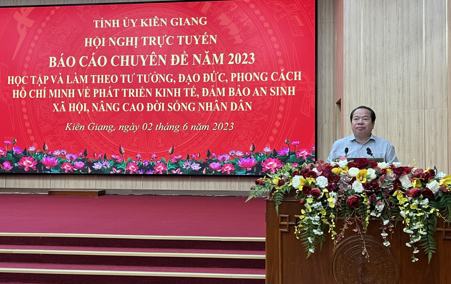 Kiên Giang tổ chức Hội nghị trực tuyến báo cáo Chuyên đề năm 2023 học tập và làm theo tư tưởng, đạo đức, phong cách Hồ Chí Minh. Ảnh: Huỳnh Ngọc