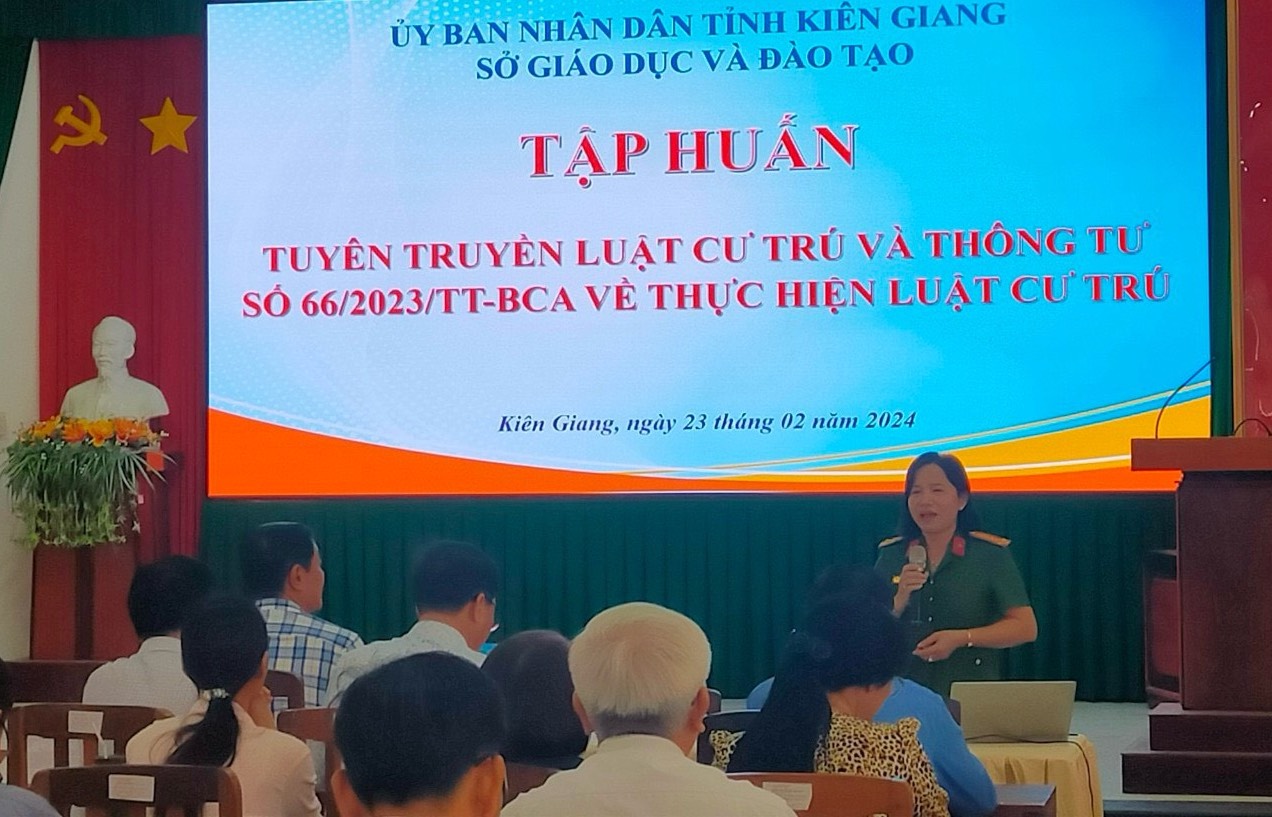 Phòng Cảnh sát Quản lý hành chính về trật tự xã hội, Công an tỉnh tuyên truyền về Luật Cư trú và Thông tư số 66/2023/TT-BCA về thực hiện Luật Cư trú.